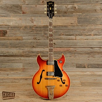 Work:&nbsp;GIBSON Guitars111 Barney Kessel (Sunburst) 3, 1963 Maple body; Mahogany neck; Rosewood fretboard 7 lbs., 4oz. ART 02743.port.003